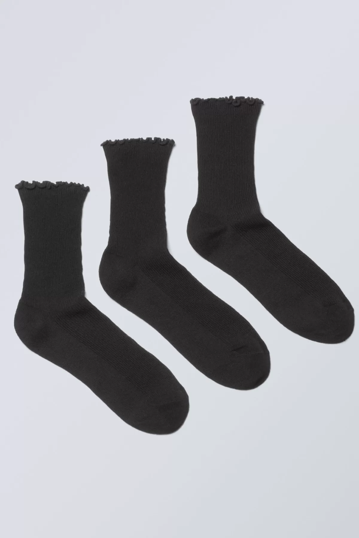 Weekday 3- pack Frill Edge Socks Outlet