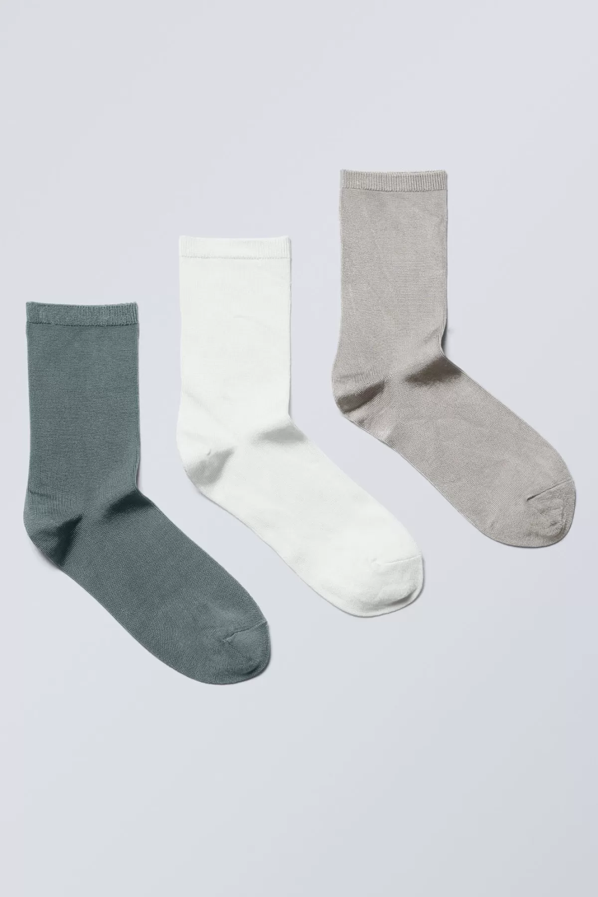 Weekday 3- pack Shiny Socks Best