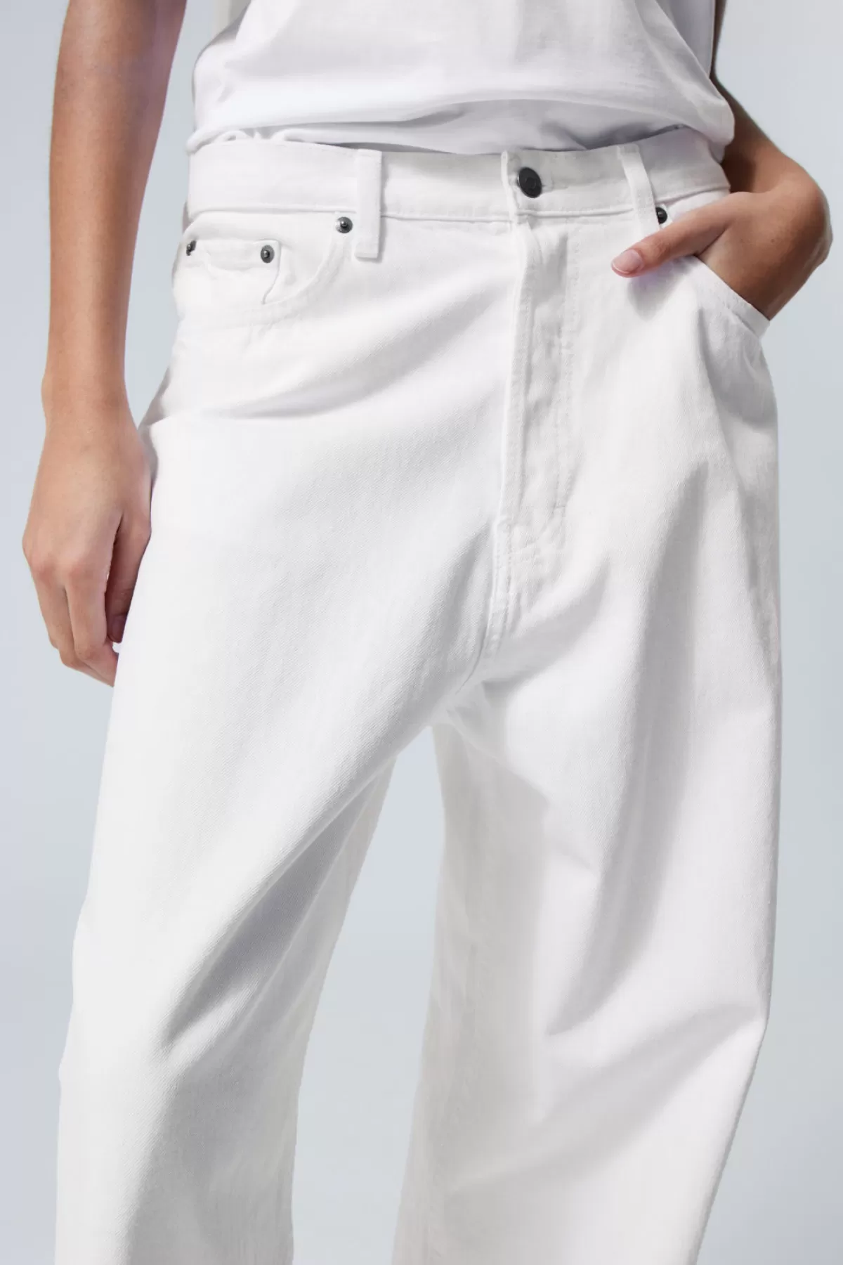Weekday Astro Loose Baggy Jeans White Fashion