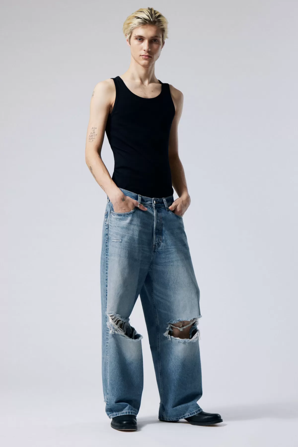 Weekday Astro Ripped Loose Baggy Jeans Seventeen Blue Cheap