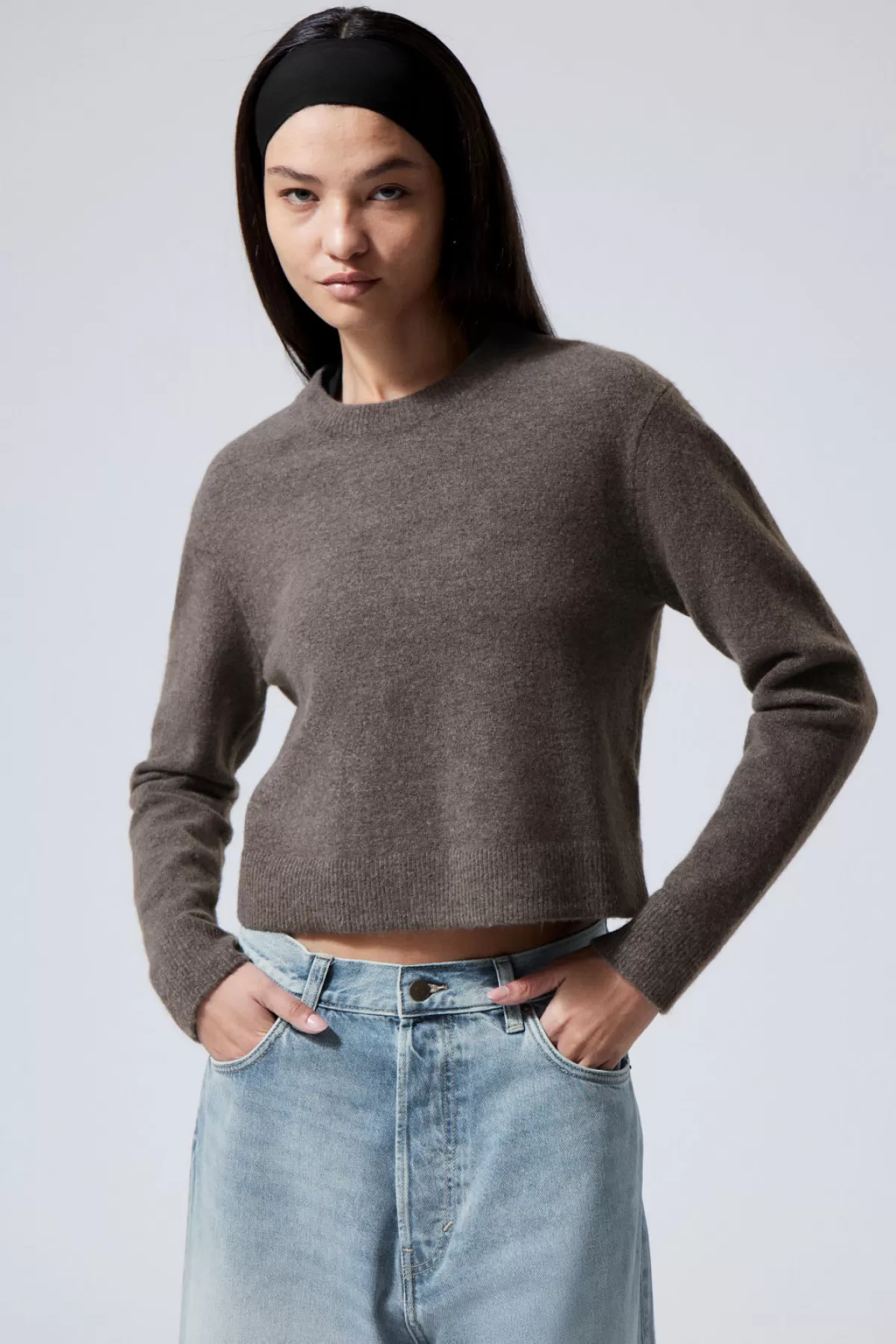 Weekday Ayla Sweater Dark Mole Hot