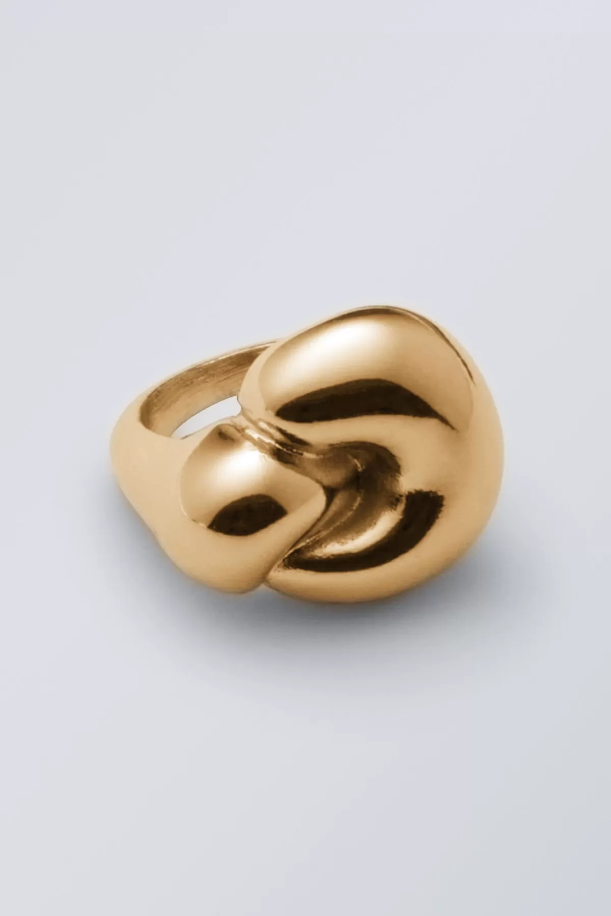 Weekday Bold Ring Golden New