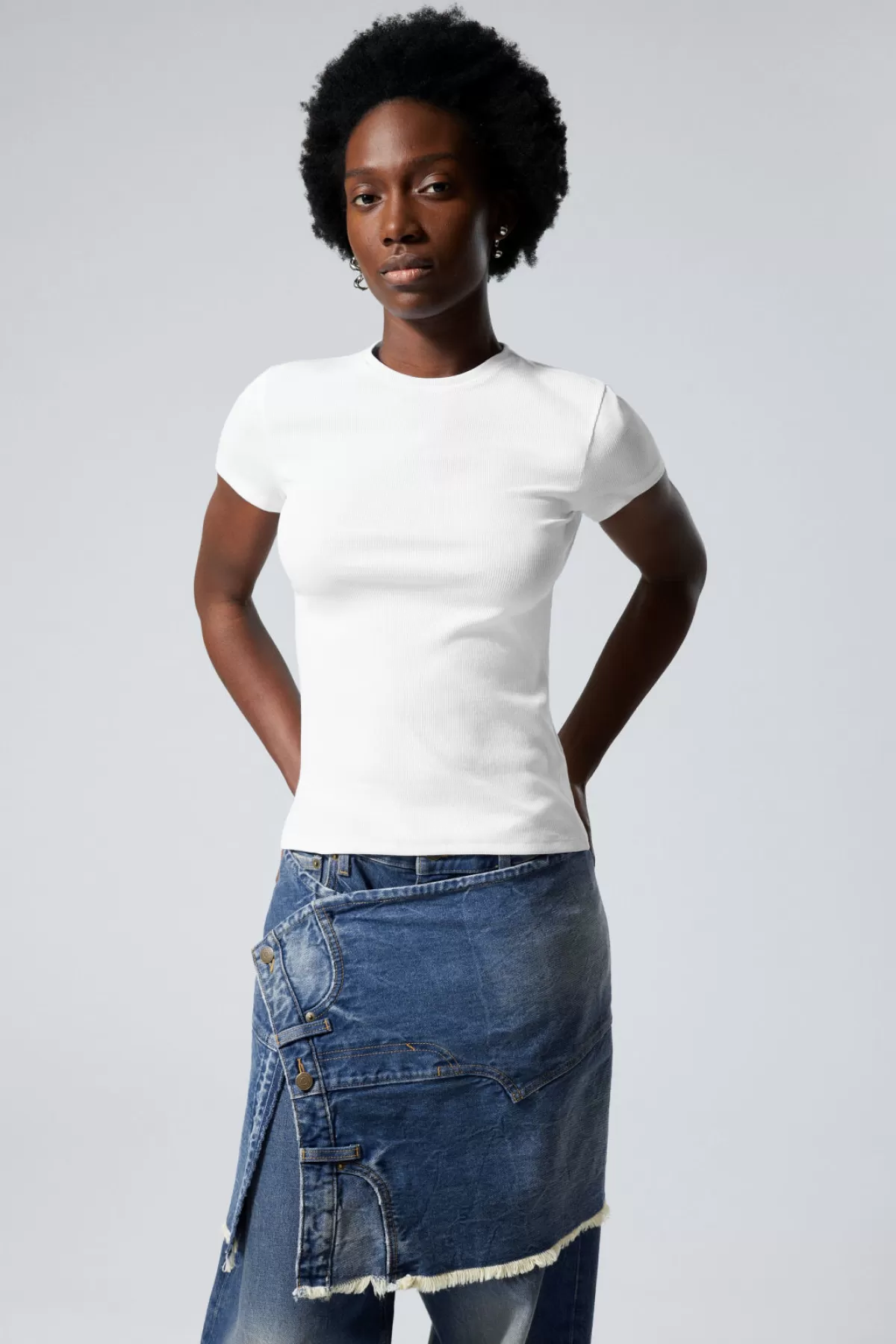 Weekday Close Fitted Rib T- Shirt Hot