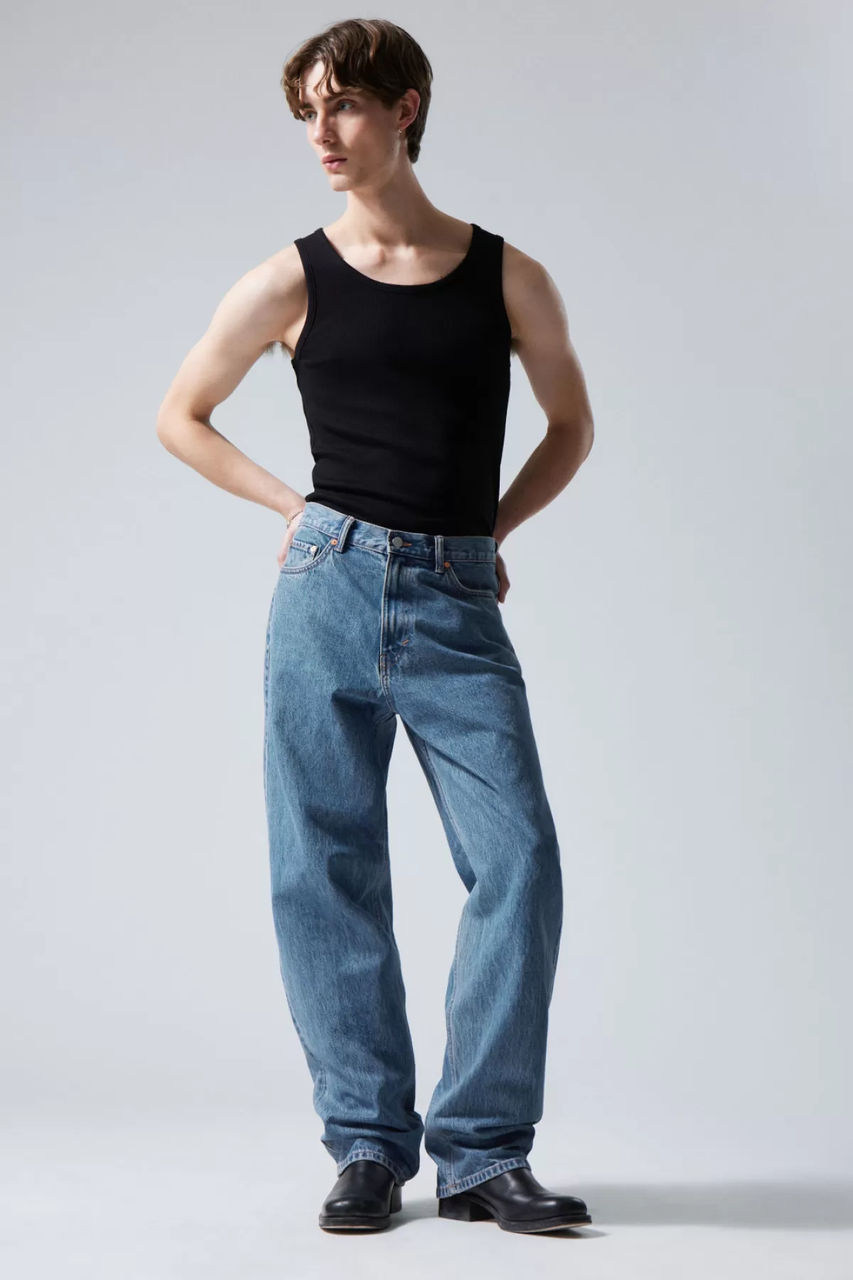 Weekday Galaxy Loose Straight Jeans 90s blue Cheap