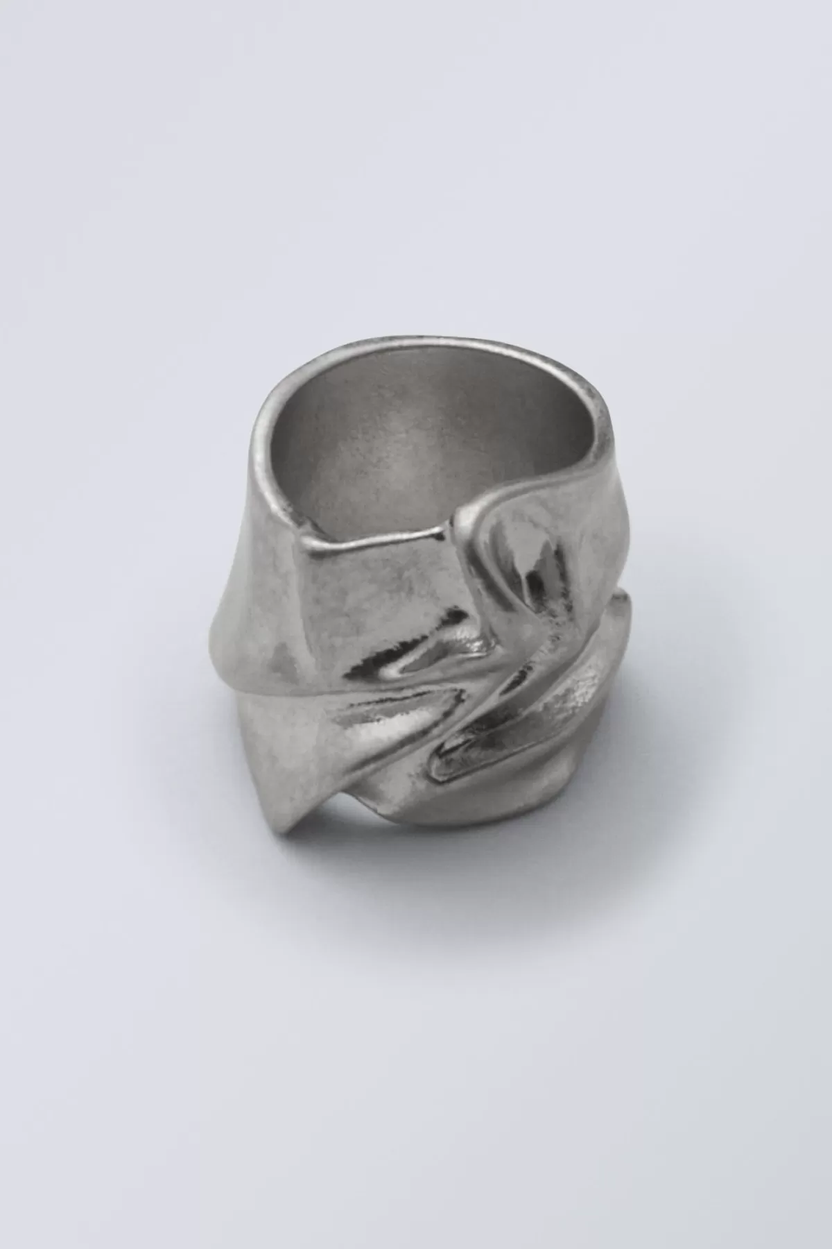 Weekday Ivy Crinkled Ring Silver New