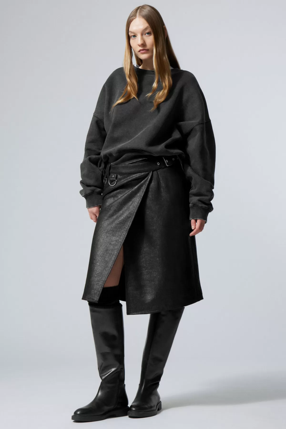 Weekday Oda Coated Faux Leather Midi Skirt Black Cheap