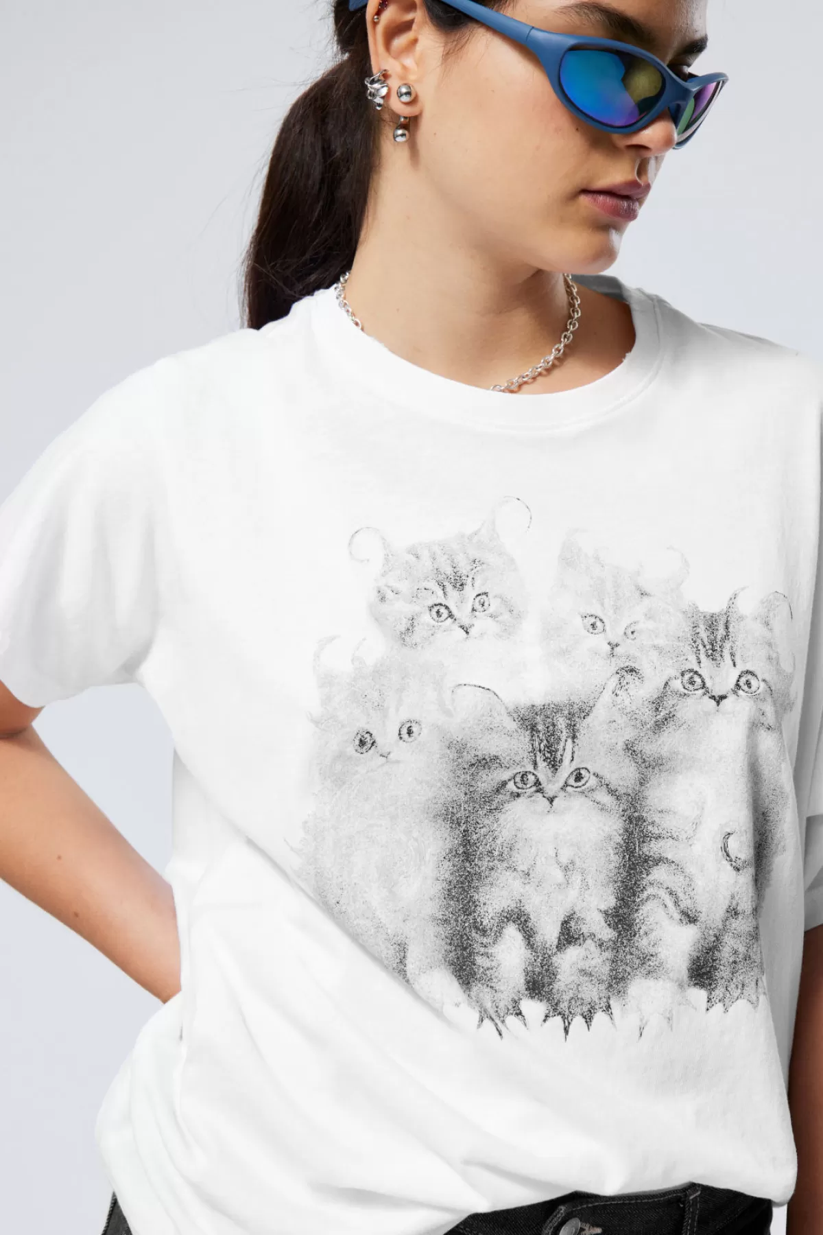 Weekday Oversized Printed T- Shirt Discount