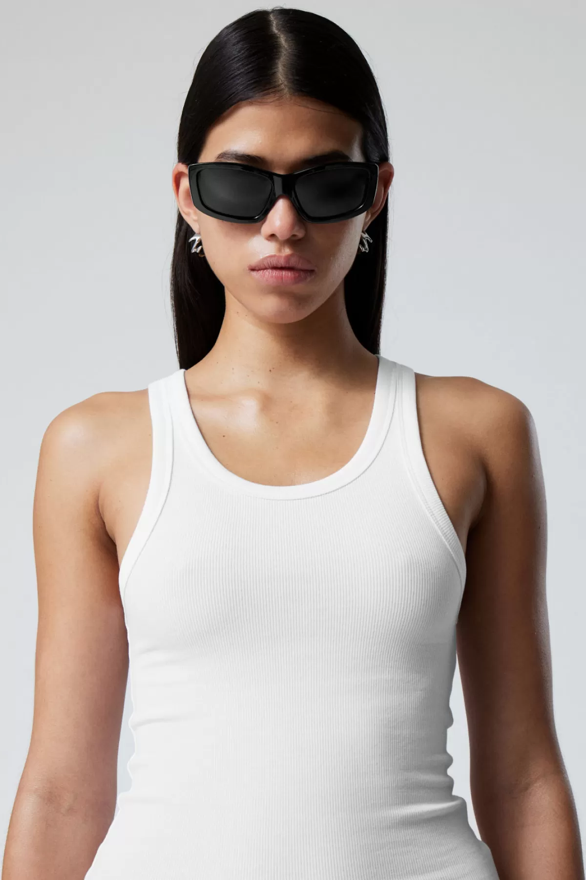 Weekday Rectangular Semi- wide Sunglasses Store