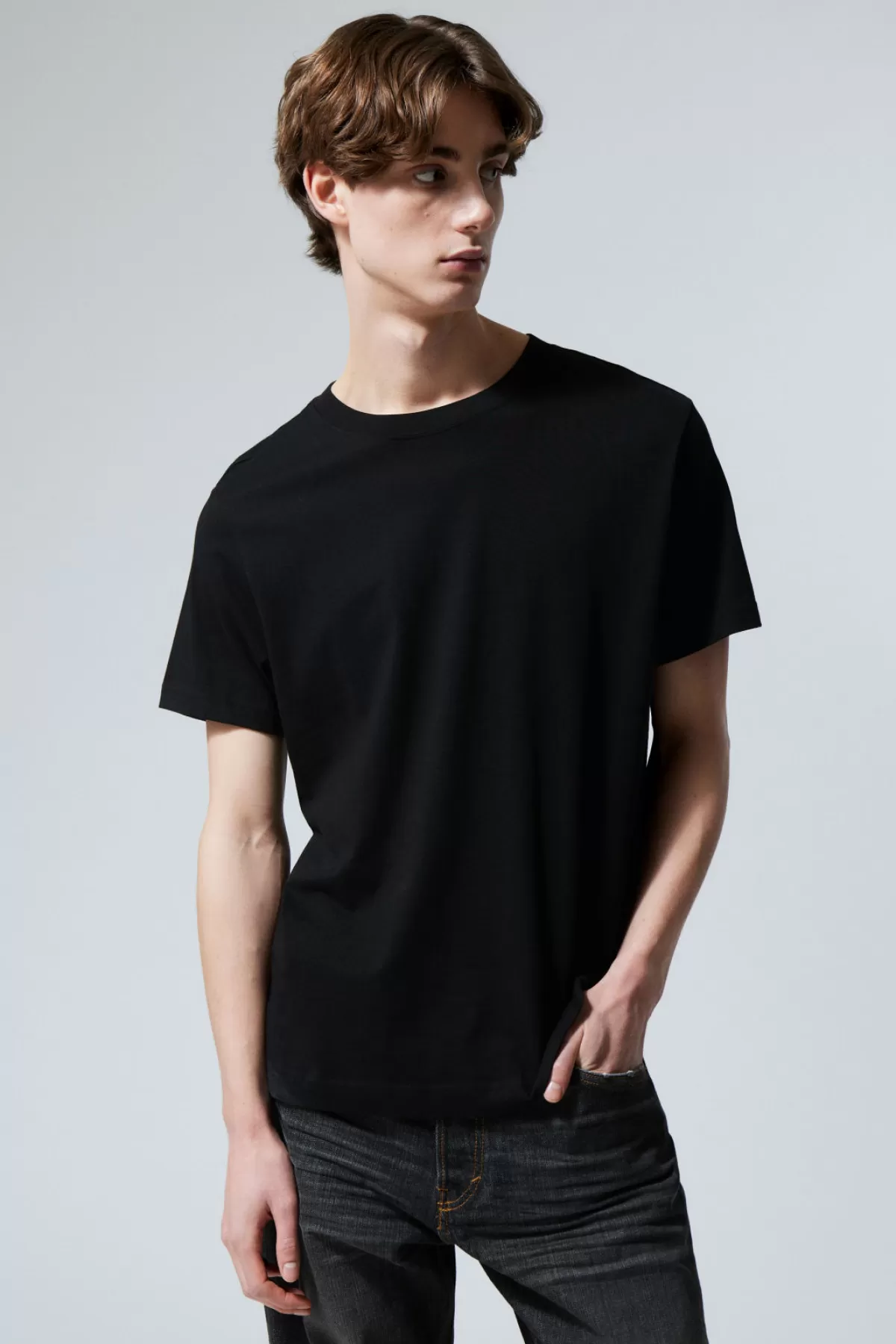 Weekday Relaxed Midweight T- shirt Cheap