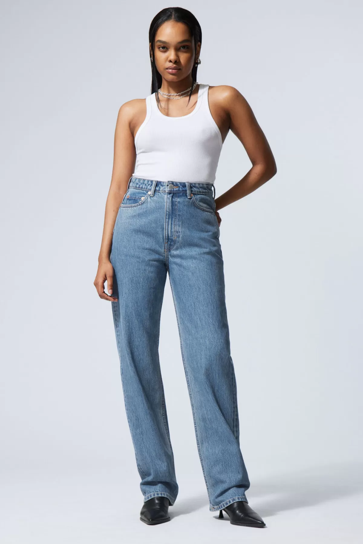 Weekday Rowe Extra High Straight Jeans 90s Blue Hot