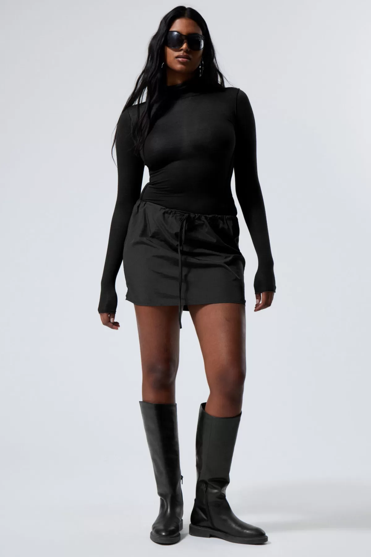 Weekday Short Dobby Mini Skirt Black Flash Sale