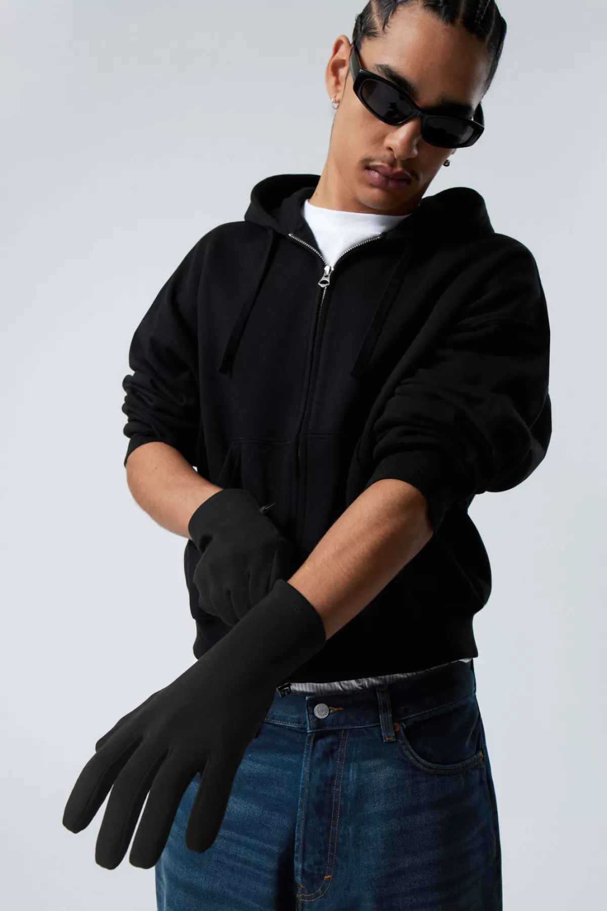Weekday Sporty Gloves Black Clearance