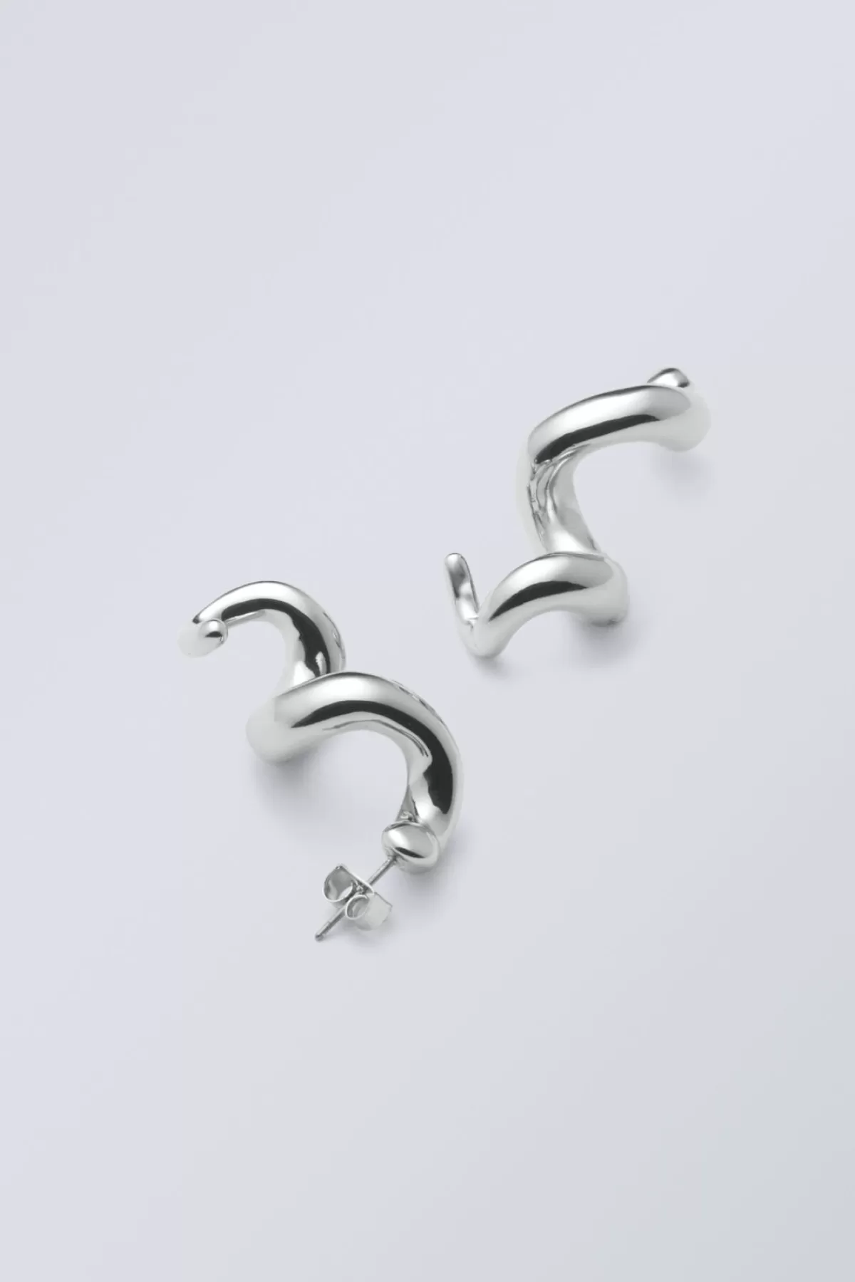 Weekday Twisted Swirly Earrings Silver Clearance